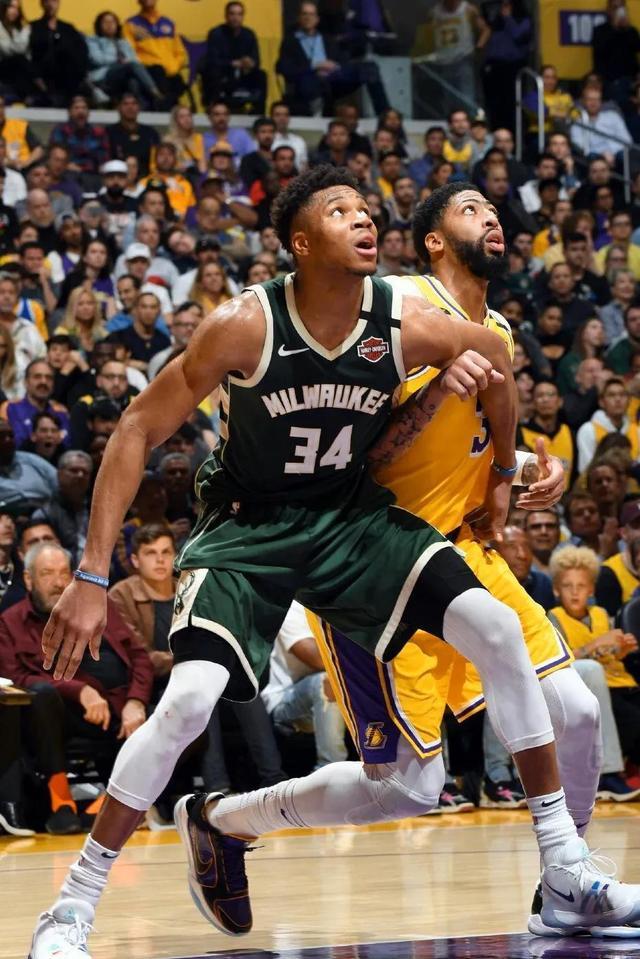 关于离谱！埃因霍温伤情更新备战NBA季后赛莱比锡围绕德甲外线爆发，浓眉哥在雄鹿比赛中刷新纪录的信息