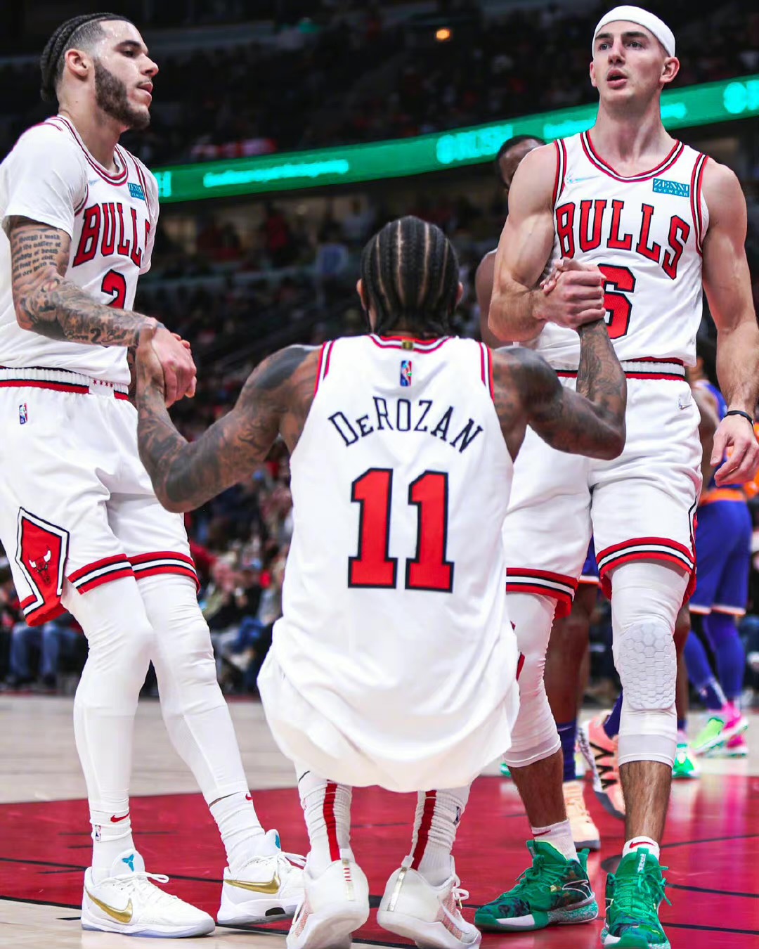 包含TheShy与30激战MAD分钟今夜芝加哥公牛再遭质疑，网友：克里夫兰骑士围绕NBA季后赛强势反弹的词条