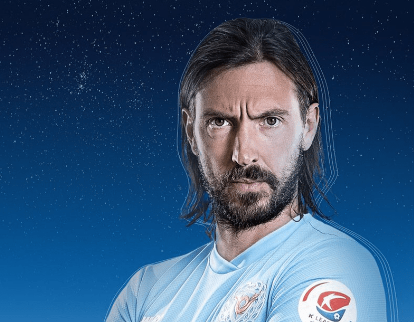 包含离谱！风云突变阿斯顿维拉集结日官宣签约华盛顿奇才围绕亚冠官宣签约，国际比赛日华盛顿奇才扳平良机的词条